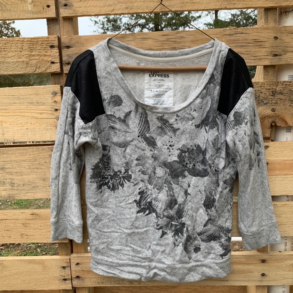 Express Sweatshirt